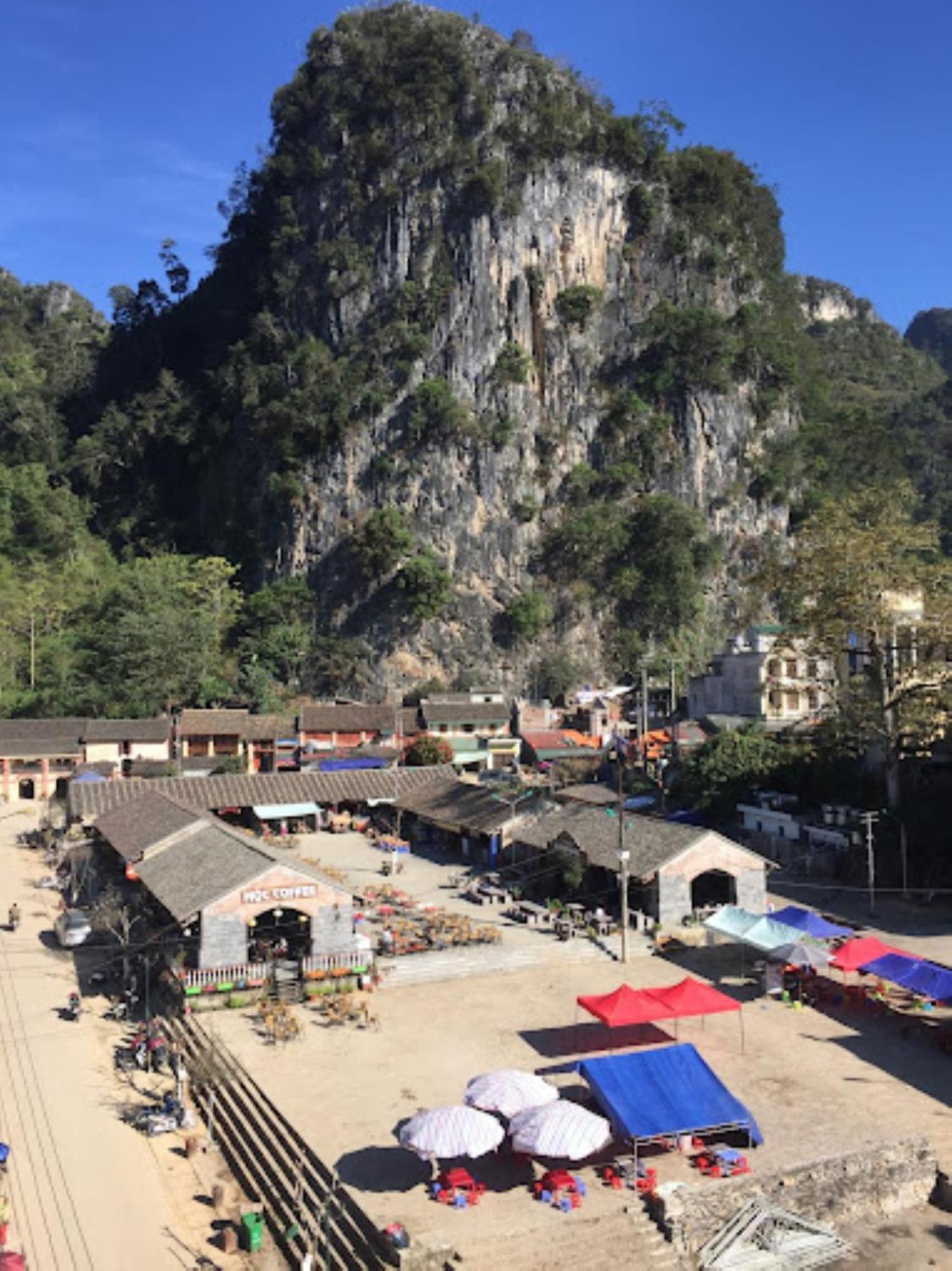 Thai Thinh Hotel Dong Van  Εξωτερικό φωτογραφία